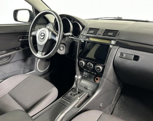 Mazda 3  Flash Edition