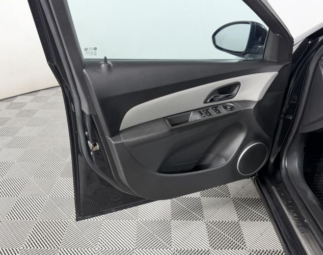 Chevrolet NAV Cruze  Базовая