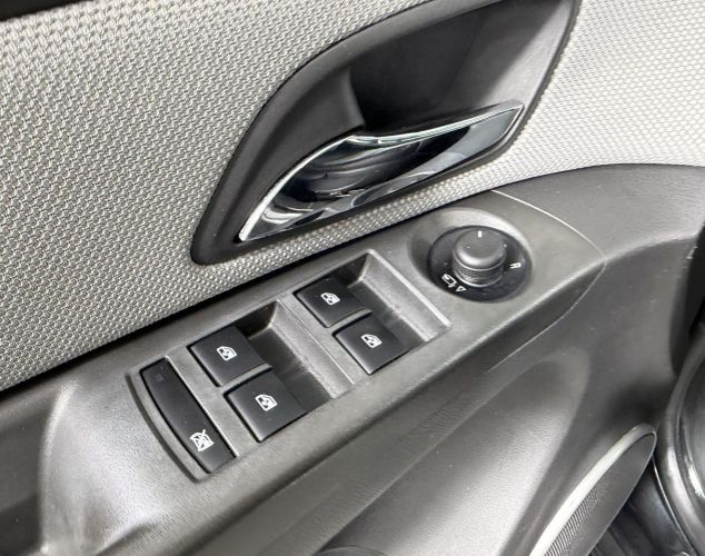 Chevrolet NAV Cruze  Базовая