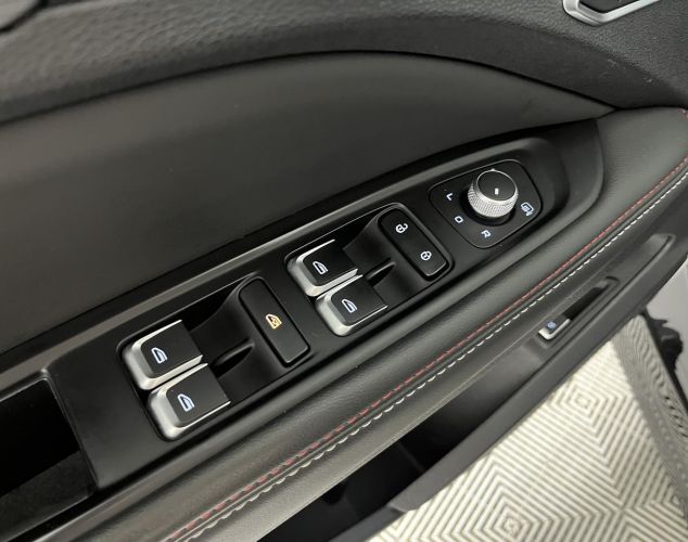 Geely Tugella  Flagship