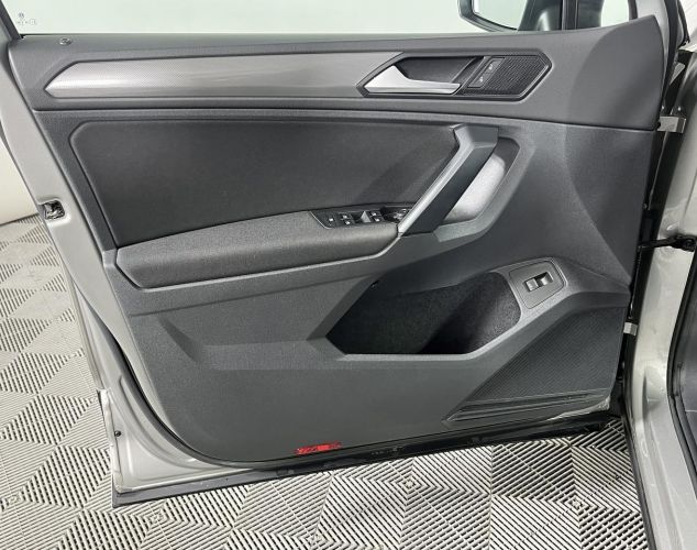 Volkswagen Tiguan  OFFROAD