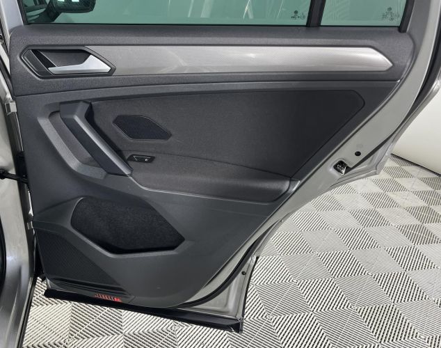 Volkswagen Tiguan  OFFROAD