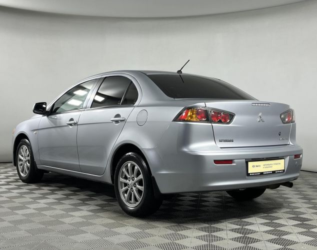 Mitsubishi Lancer  Inform