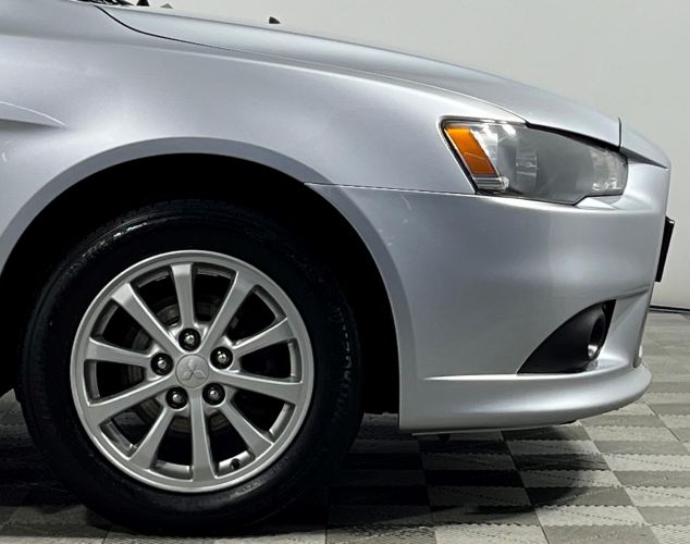 Mitsubishi Lancer  Inform