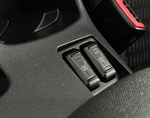 Mitsubishi Lancer  Inform