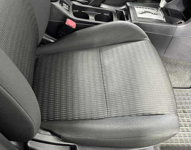 Mitsubishi Lancer  Inform