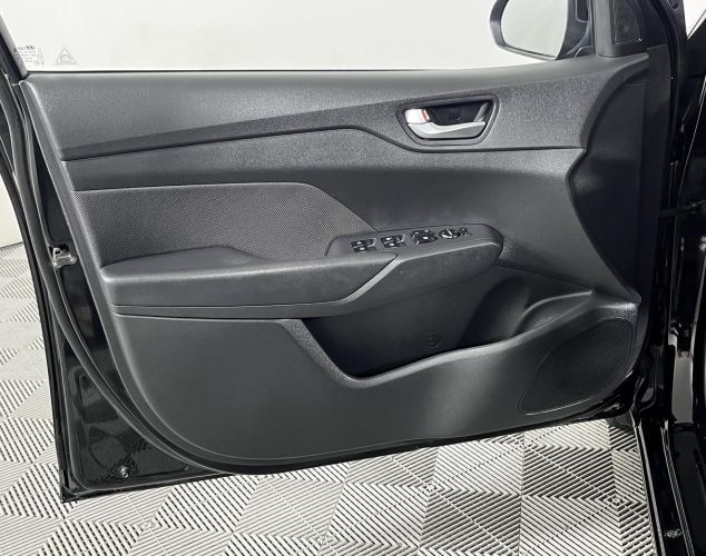 Hyundai Solaris  Elegance