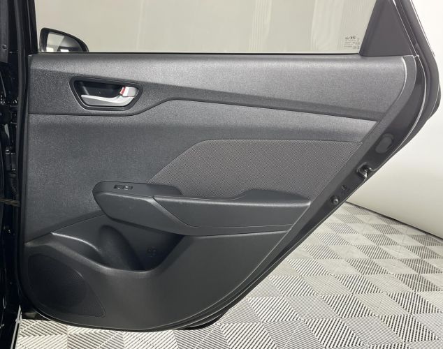 Hyundai Solaris  Elegance