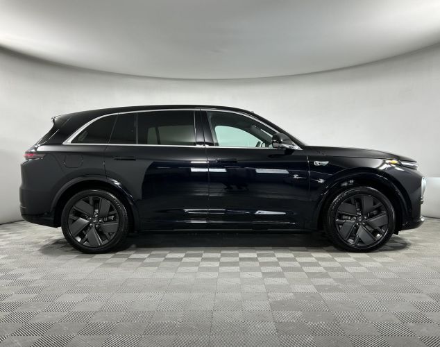 LiXiang (Li Auto) L7  