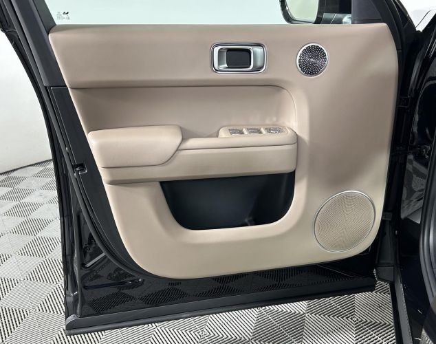 LiXiang (Li Auto) L7  