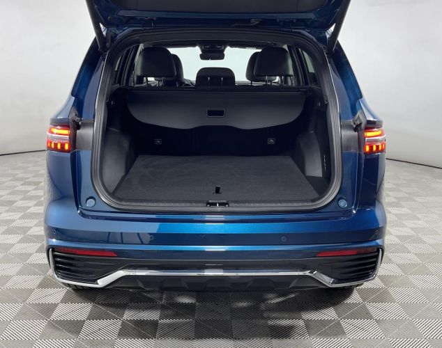 Geely Monjaro  Flagship