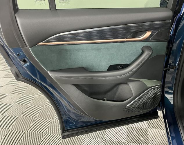 Geely Monjaro  Flagship