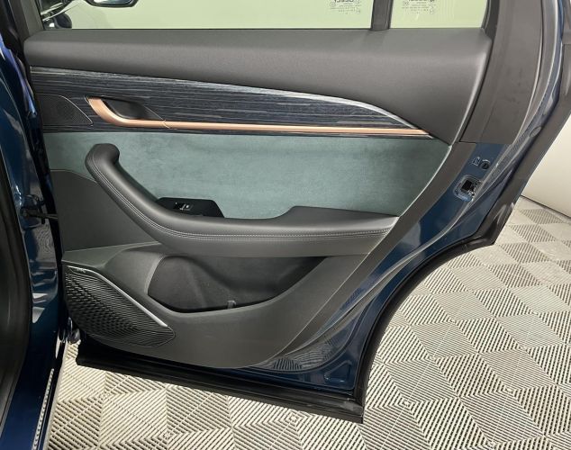 Geely Monjaro  Flagship