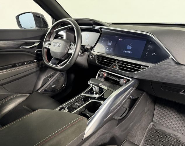 Geely Tugella  Flagship Sport