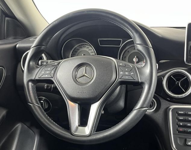 Mercedes-Benz CLA-Класс  CLA 200 Особая серия