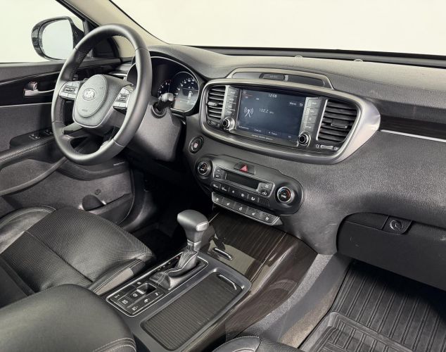 Kia Sorento  Prestige Black