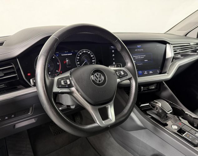 Volkswagen Touareg  R-Line