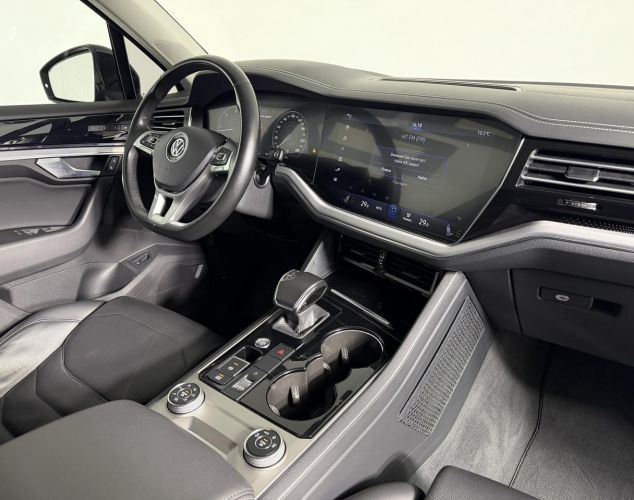 Volkswagen Touareg  R-Line