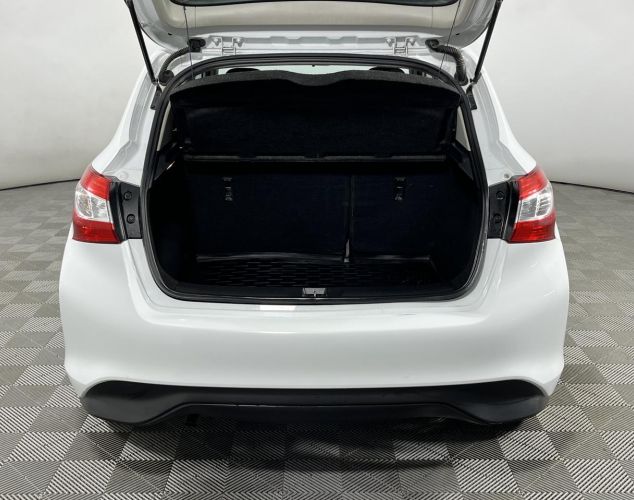 Nissan Tiida  Comfort