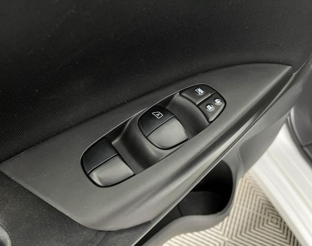 Nissan Tiida  Comfort