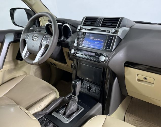 Toyota Land Cruiser Prado  Люкс (5 мест)