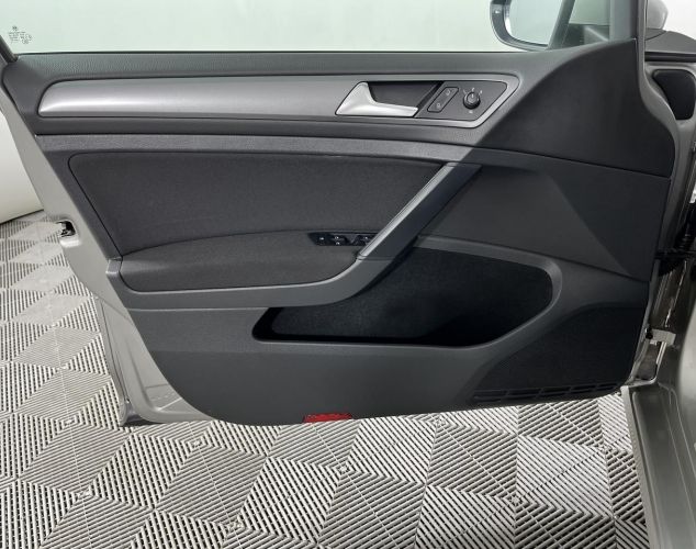 Volkswagen Golf  Comfortline