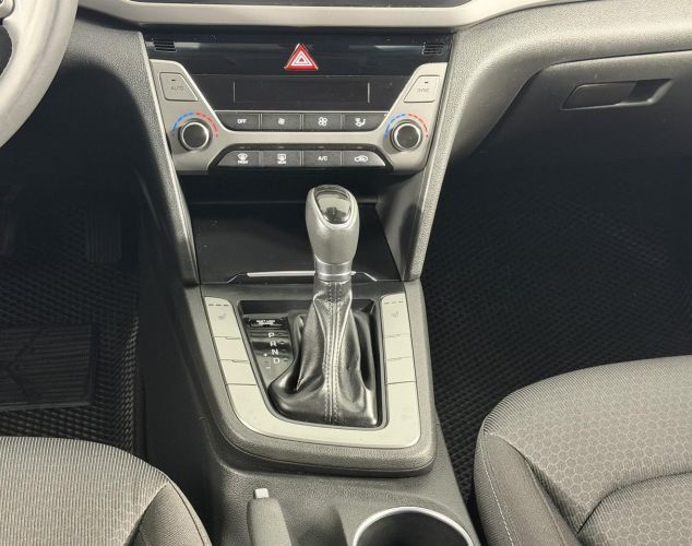 Hyundai Elantra  Comfort