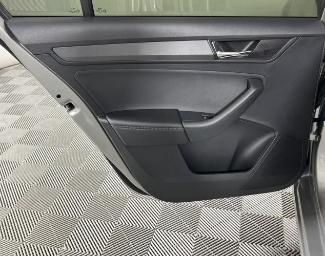 SKODA Rapid  Hockey Edition