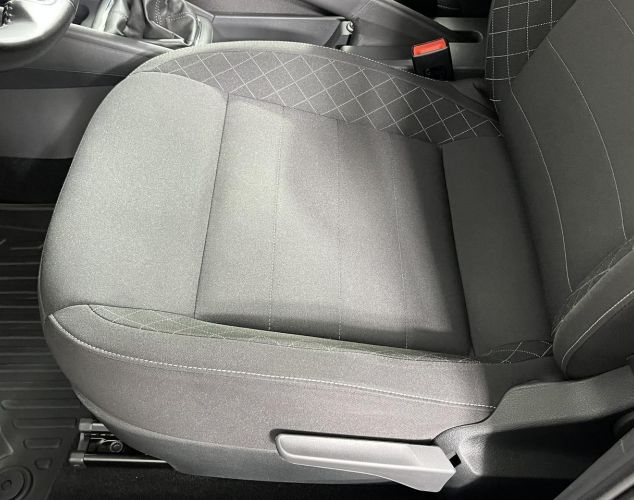 SKODA Rapid  Hockey Edition