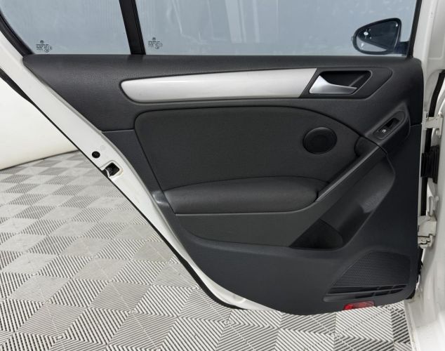 Volkswagen Golf  Trendline