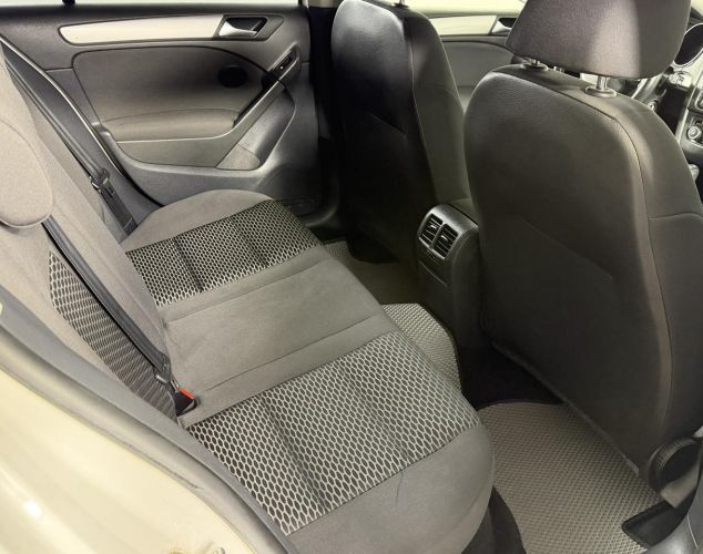 Volkswagen Golf  Trendline