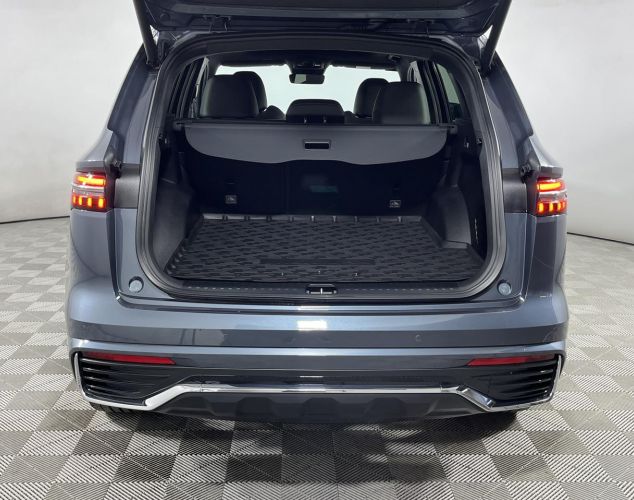 Geely Monjaro  Flagship