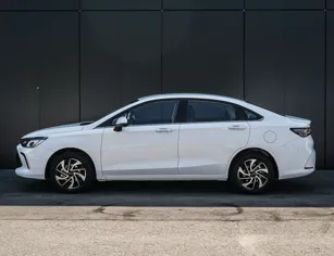28 автомобилей BAIC - ракурс 3
