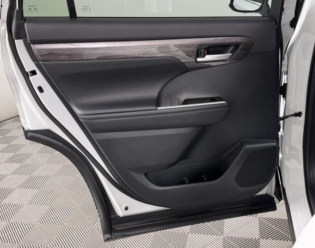 Toyota Highlander  Комфорт