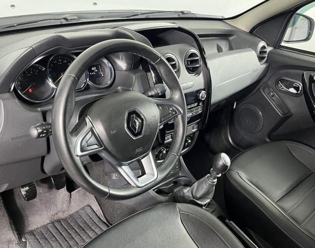 Renault Duster  Drive