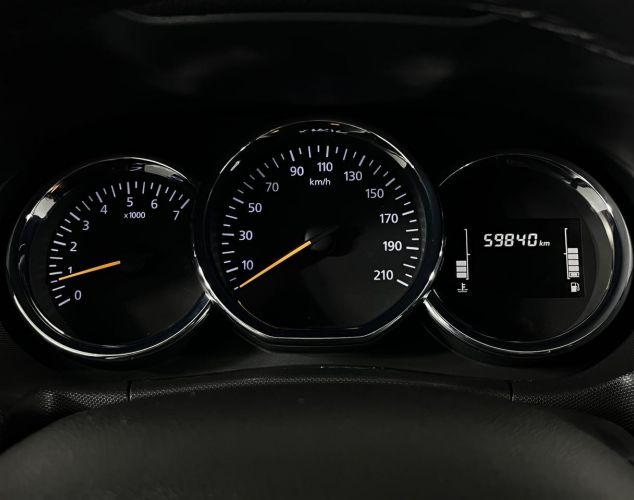 Renault Duster  Drive