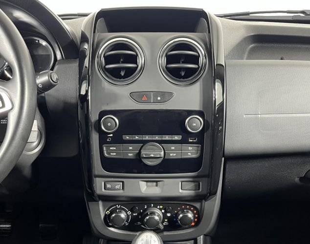 Renault Duster  Drive