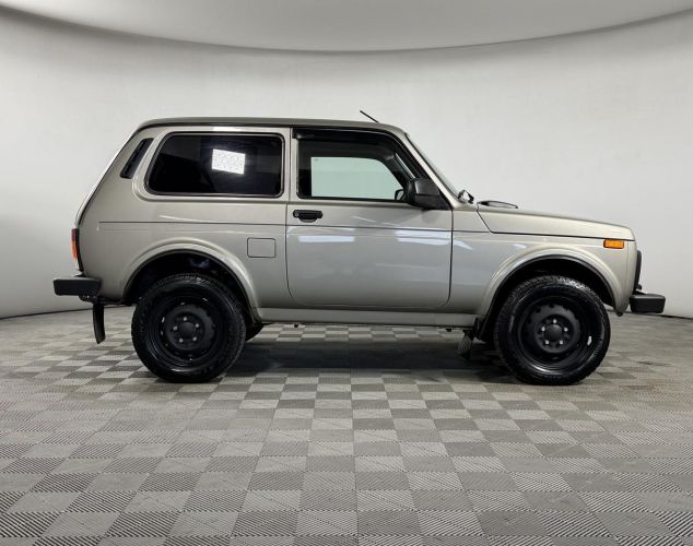 LADA (ВАЗ) Niva (4x4)  Classic