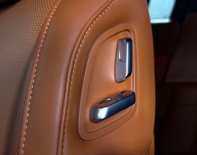 LiXiang (Li Auto) L7  