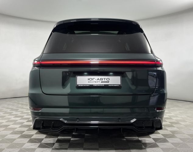 LiXiang (Li Auto) L9  