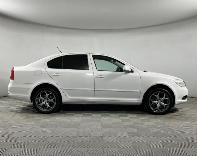 SKODA Octavia  Active