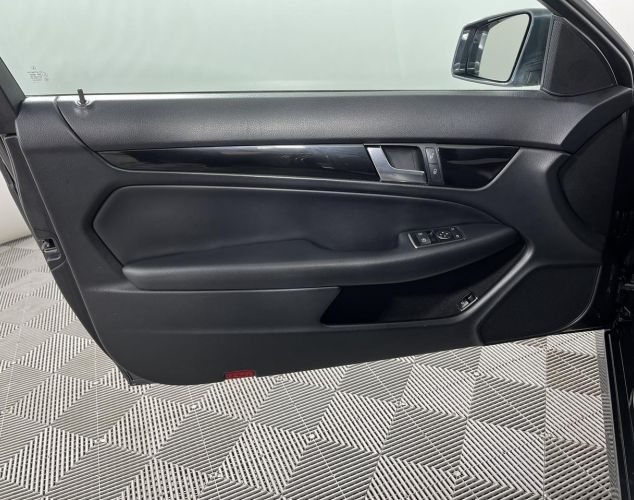 Mercedes-Benz C-Класс  C 180 Особая серия