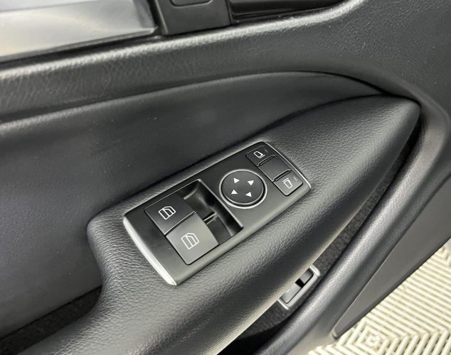 Mercedes-Benz C-Класс  C 180 Особая серия