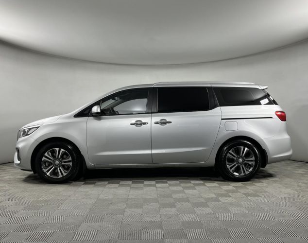 Kia Carnival  Prestige