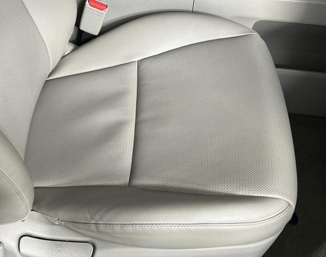 Kia Carnival  Prestige