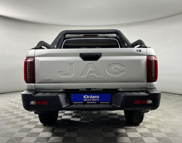 JAC T9  Explore