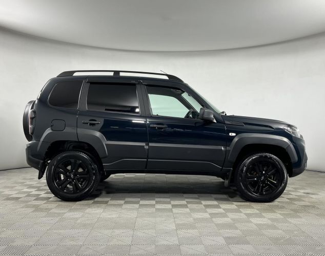 LADA (ВАЗ) Niva Travel  [BLACK]