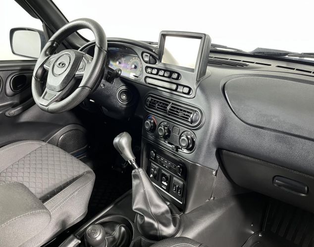 LADA (ВАЗ) Niva Travel  [BLACK]