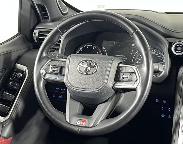 Toyota Land Cruiser  Импорт