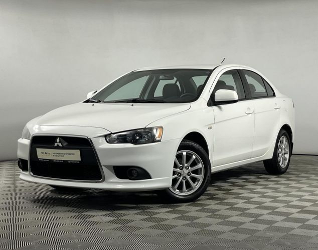 Mitsubishi Lancer  Invite